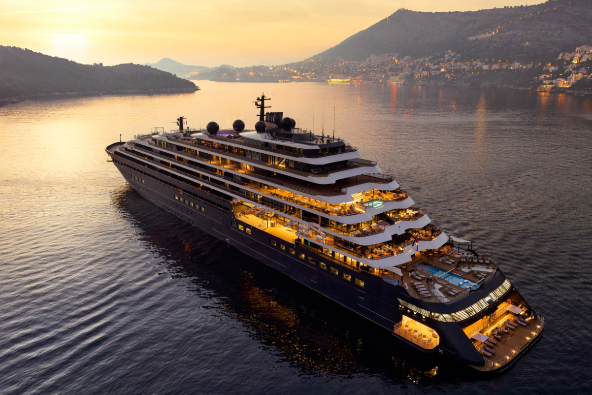 Ritz-Carlton Yacht Collection — Caribbean Sunset Voyage